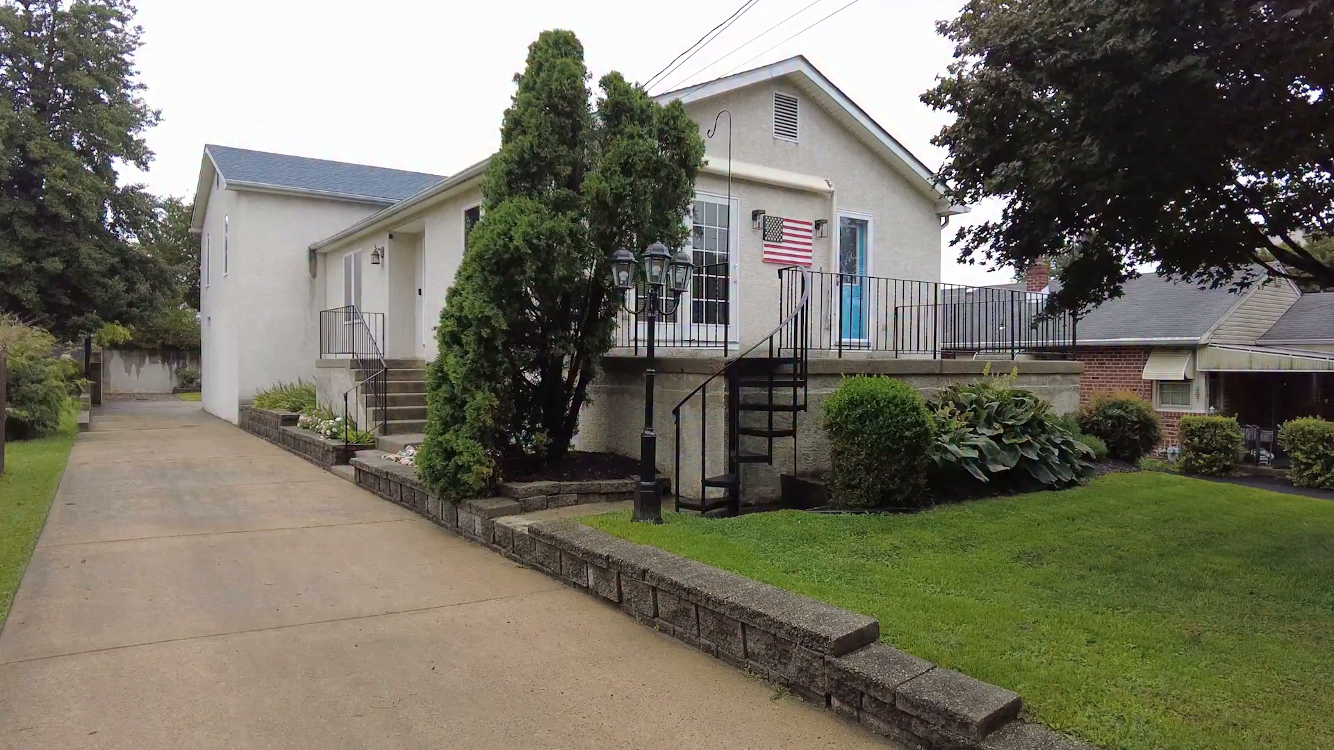 Ads evidence from Tom Toole Sales Group at RE/MAX Main Line